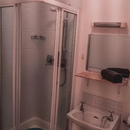 Apartment Windsor Place *