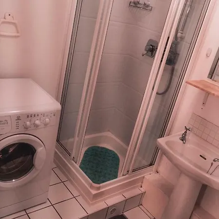 Windsor Place Apartment
